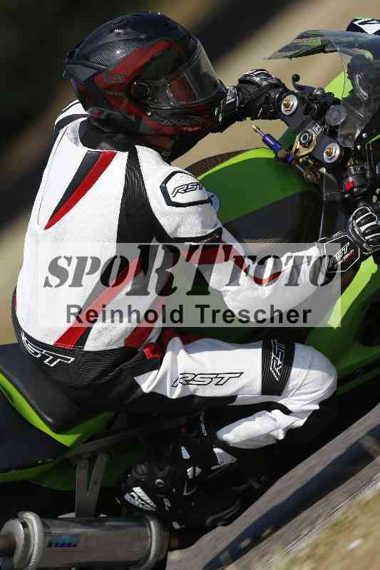 /Archiv-2023/28 05.06.2023 Moto Club Anneau du Rhin/vert-medium/14